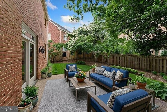 Building Photo - 5108 Warren Pl NW