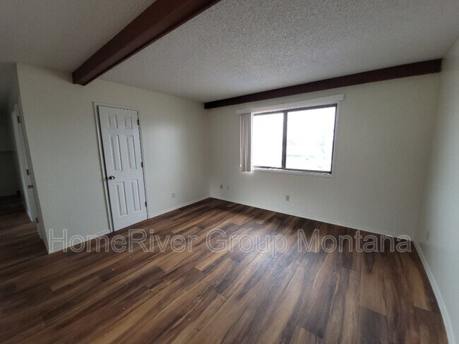 Building Photo - 2327 55th St