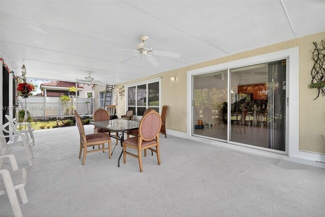 Building Photo - 10624 Plainview Cir