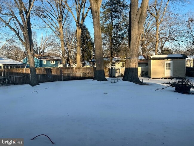 Building Photo - 7925 Ashboro Dr