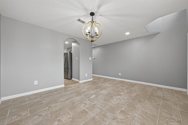 Building Photo - 2502 Gwenfair Dr