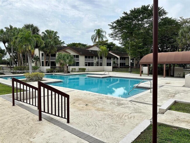Primary Photo - 9277 SW 138th Pl