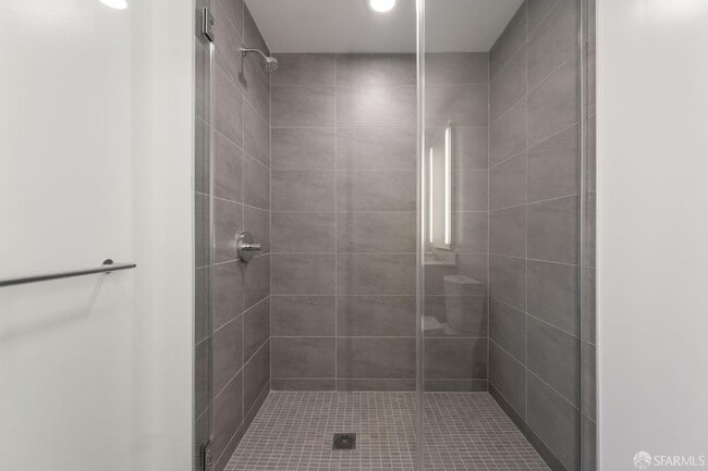 Building Photo - 201 Folsom St