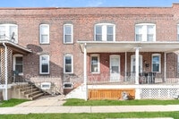 Building Photo - 10 W 8th St