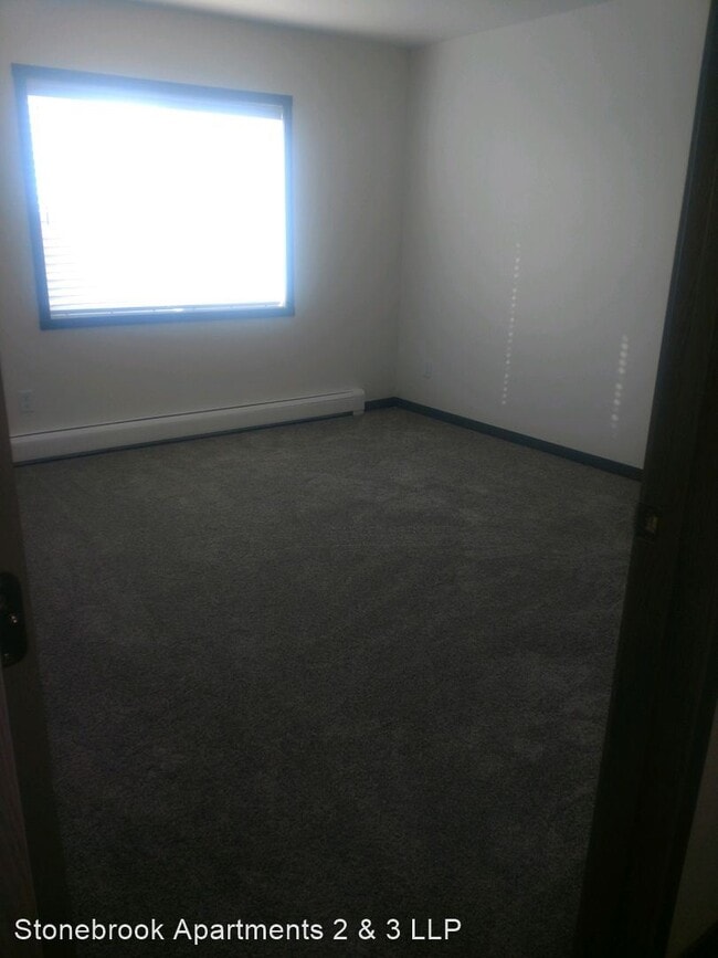 Building Photo - 226 Stone Creek Dr