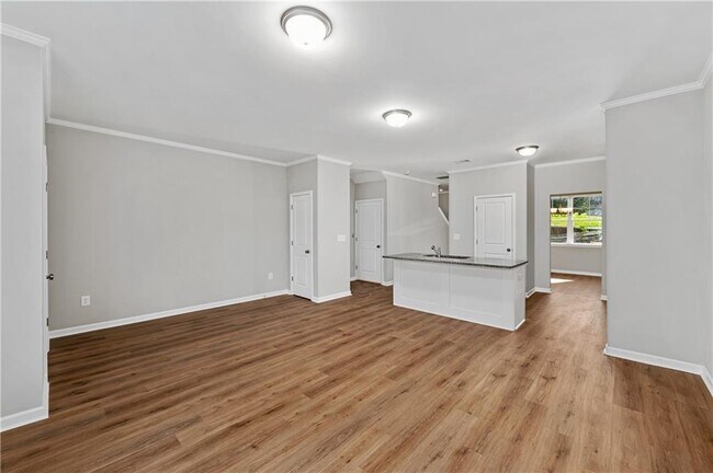 Building Photo - 2840 Laurel Ridge Cir