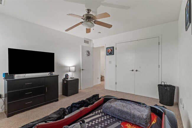 Building Photo - 1077 Prairie Grass Ln