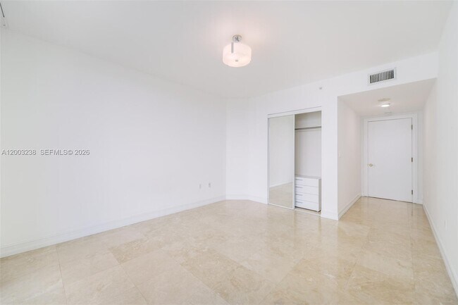 Building Photo - 3201 NE 183rd St