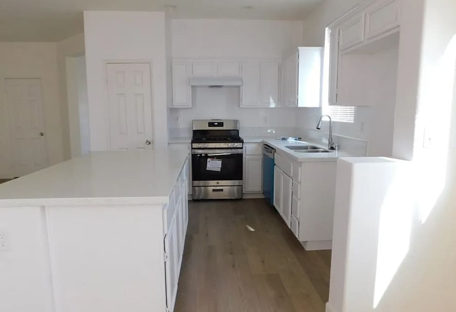 Building Photo - 11765 Winewood St