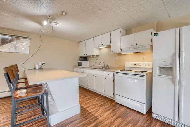 Building Photo - 14783 S Wandcrest Dr