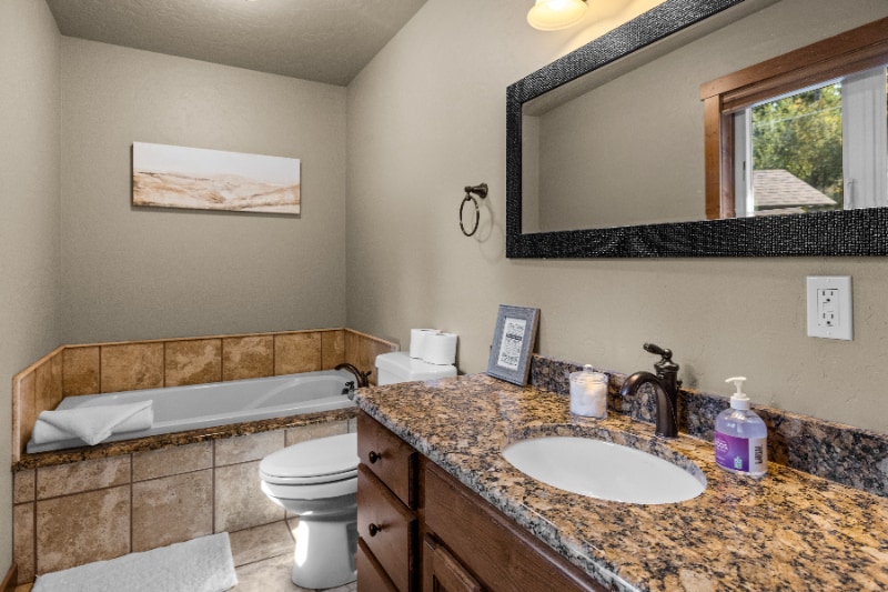 Building Photo - 254 Goat Trail