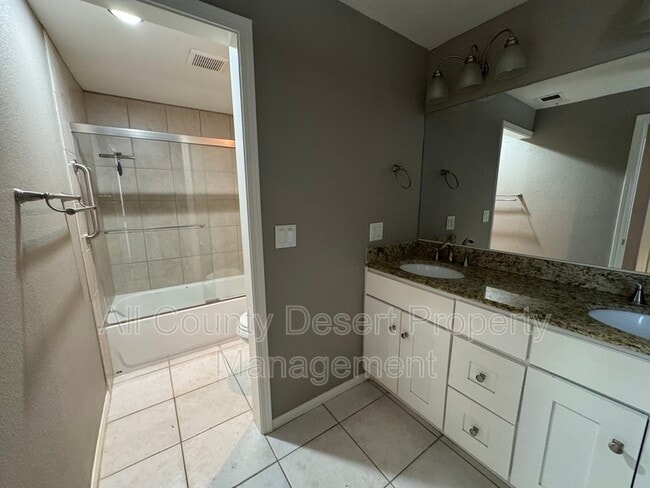 Building Photo - 70181 Sun Valley Dr