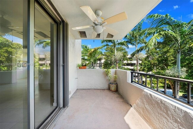 Building Photo - 181 Crandon Blvd