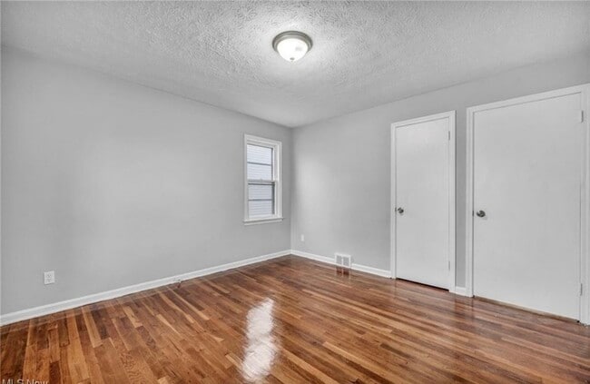 Building Photo - 24630 Alberton Rd