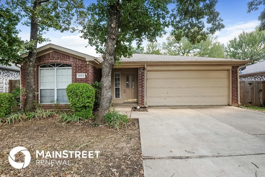 Primary Photo - 1113 Glen Creek Dr