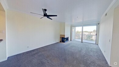 Building Photo - Beautiful 2 Bed 2 Bath Condo in Huntington...