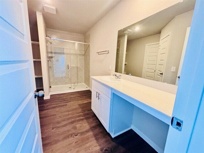 Building Photo - 17327 Roxboro Rdg Ln