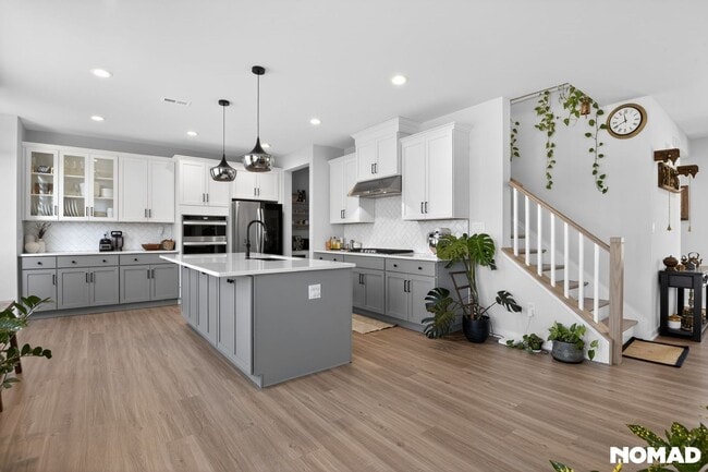 Building Photo - Near-New 5BR Home in Appoquinimink School District