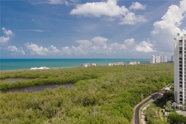 Building Photo - 6849 Grenadier Blvd