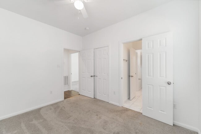 Building Photo - Welcome home to Parnell Street