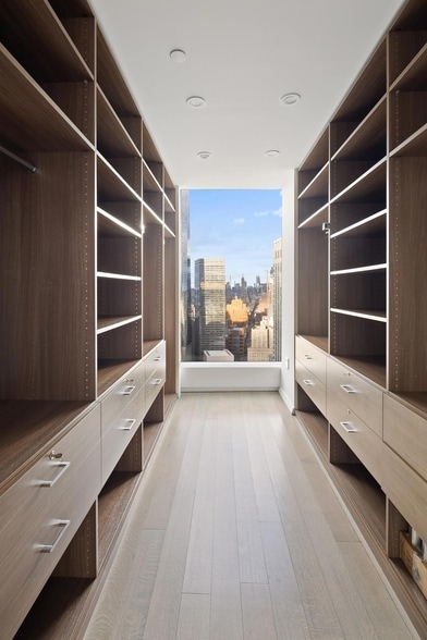 Building Photo - 50 West St