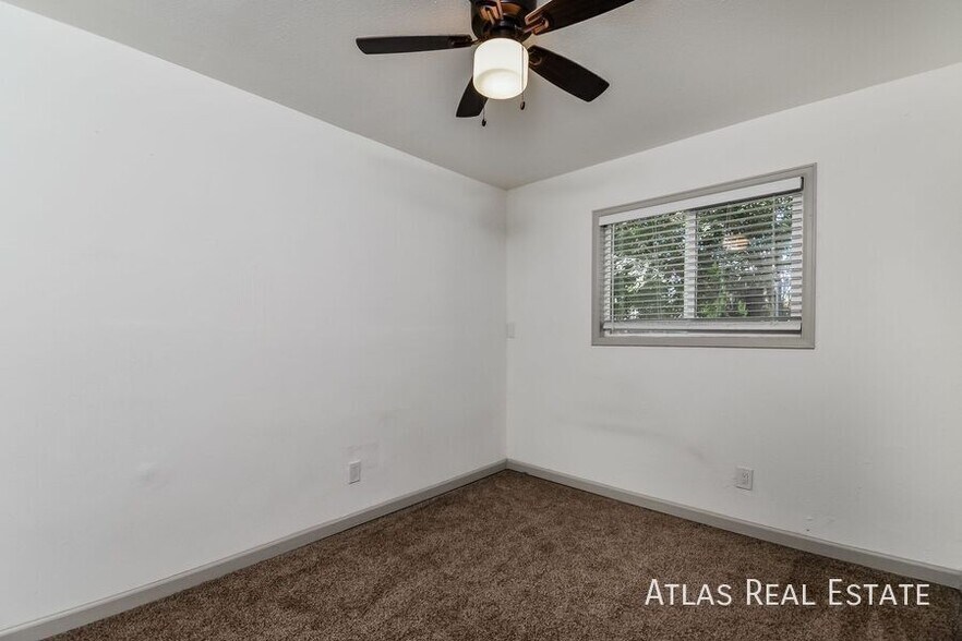 Building Photo - 2107 Preuss Rd