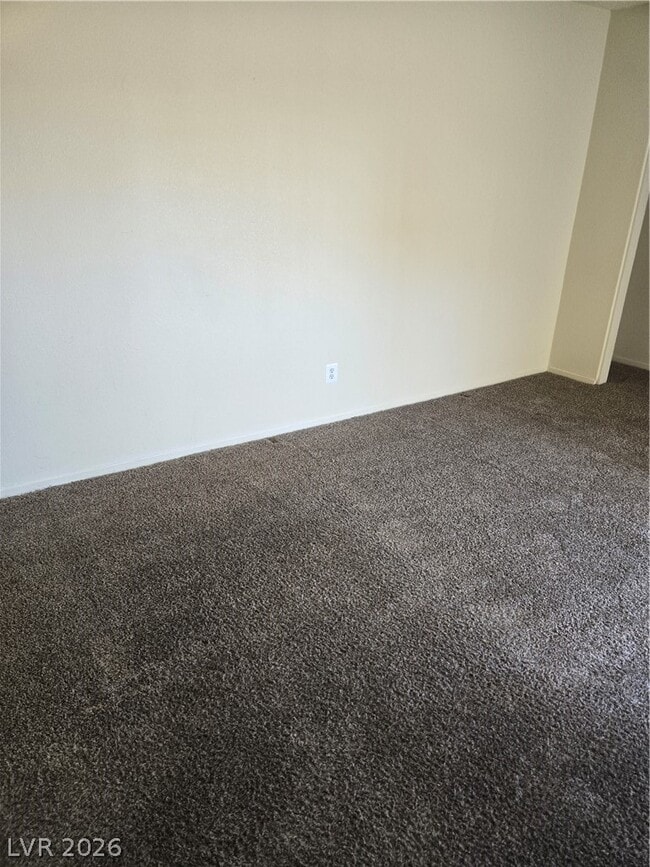 Building Photo - 1388 E Desert Inn Rd