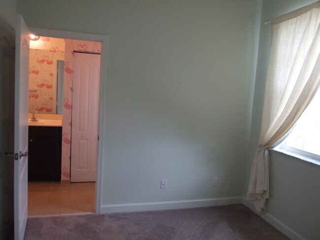 Building Photo - 9602 SW Purple Martin Way
