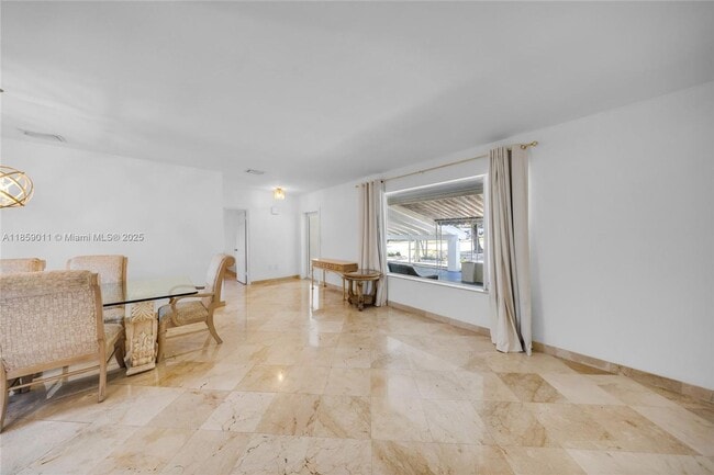 Building Photo - 1700 N Treasure Dr