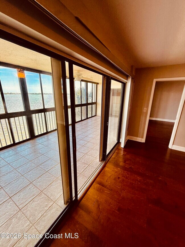 Building Photo - 250 S Sykes Creek Pkwy