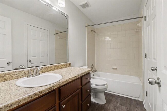 Building Photo - 225 Warm Springs Cir