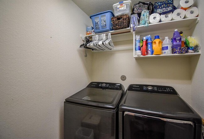 Building Photo - 3307 Hardley Meadow Ct