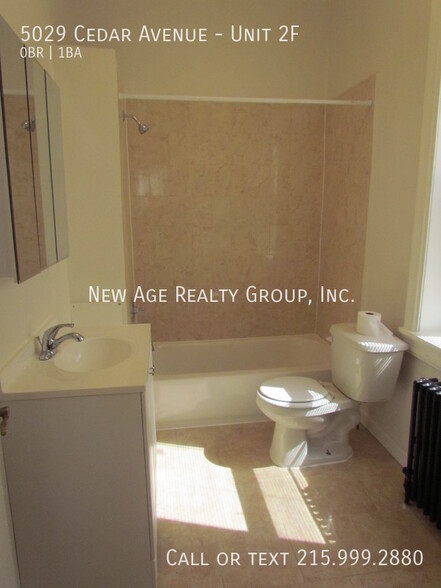 Building Photo - 5029 Cedar Ave