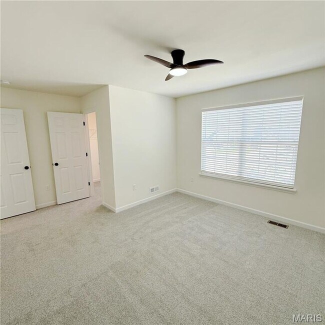 Building Photo - 934 Little Fieldstone Court