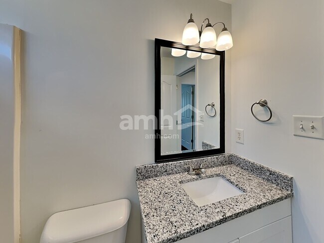 Building Photo - 4732 Sunburst Ln