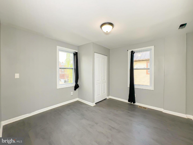 Building Photo - 4401 Wilkens Ave