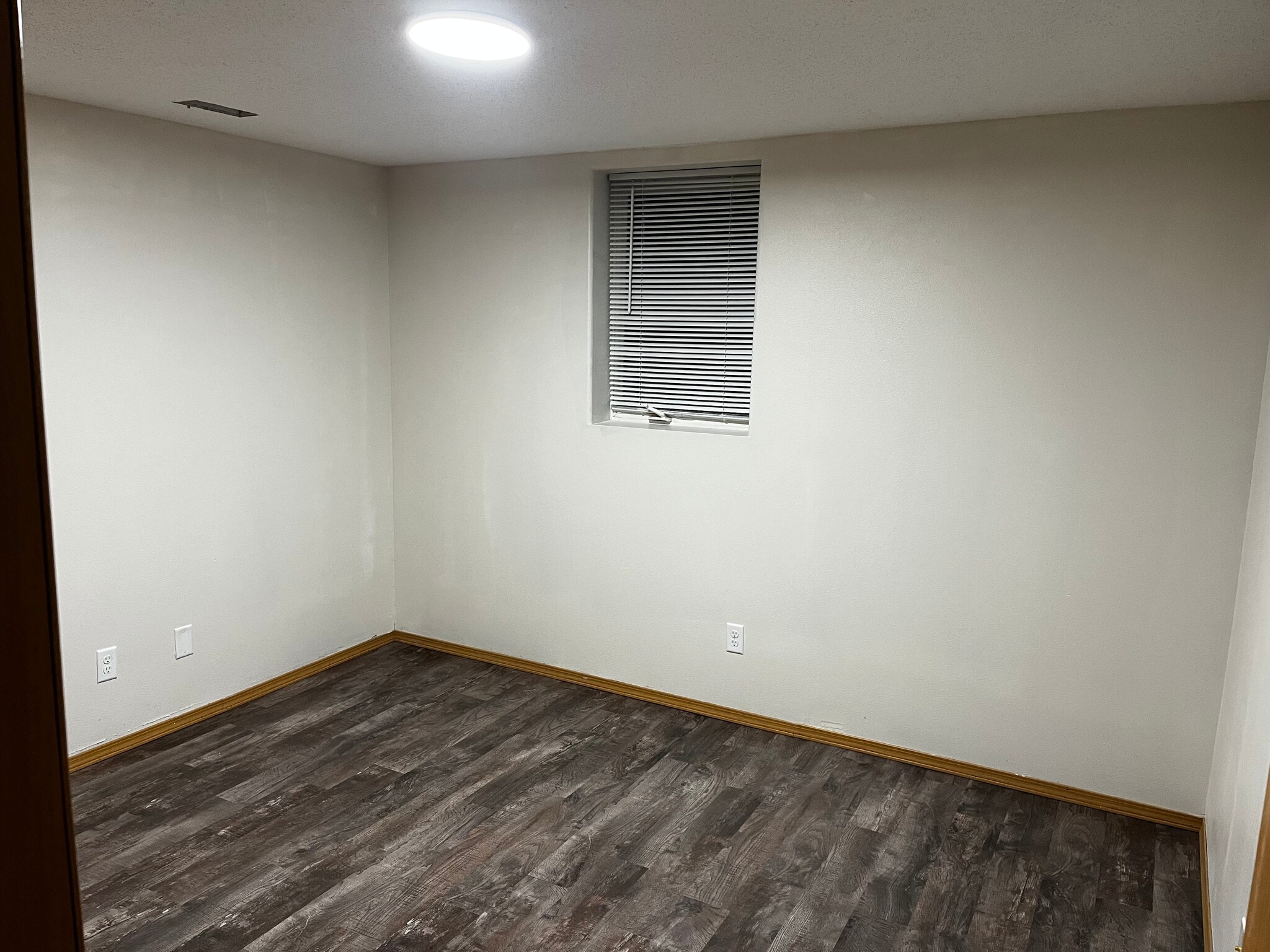 tairs S Bedroom - 1800 S Grange Ave