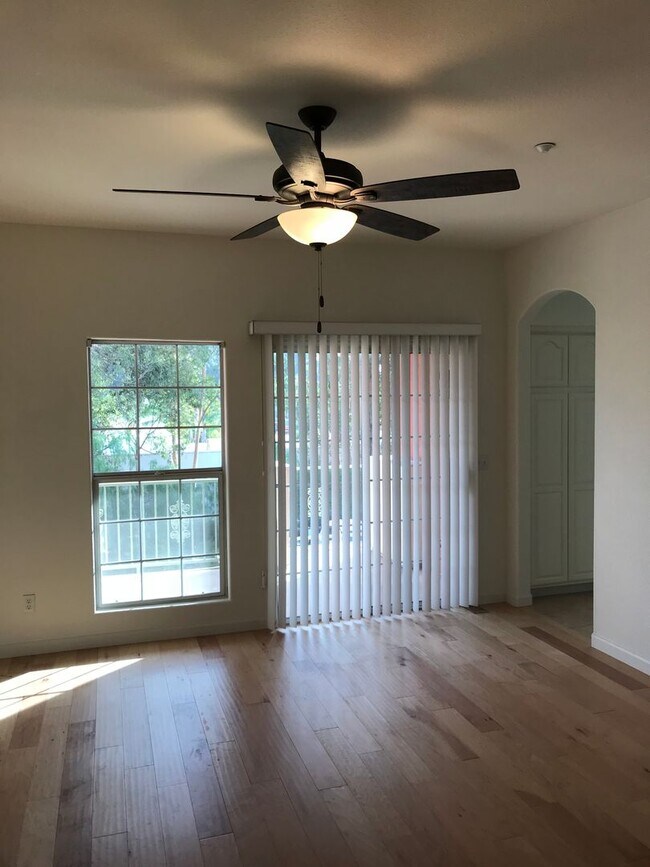 Building Photo - Groups Welcome! Nice Quiet Community One mile to downtown SLO