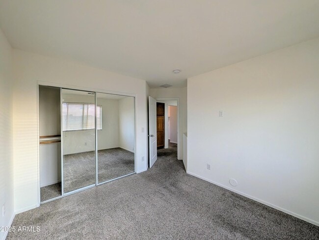 Building Photo - 3848 E Pollack St