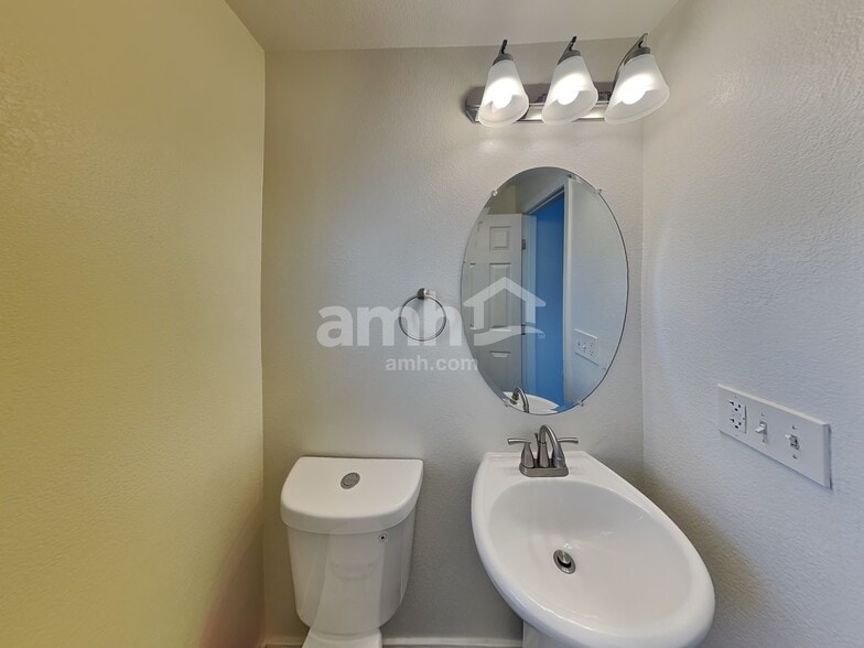 Building Photo - 6594 Grumio Ct