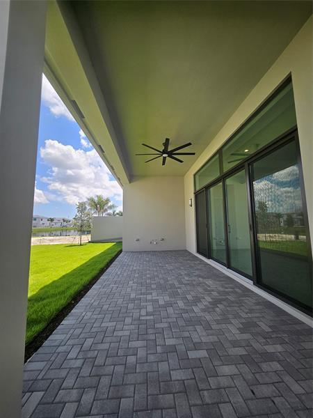 Building Photo - 9421 Tulip Leaf Ct