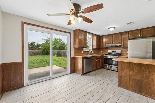 Building Photo - 2905 SW 82nd St