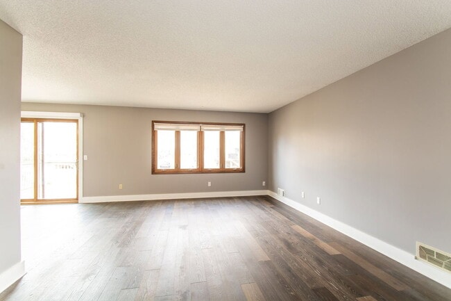 Building Photo - 14508 95th Ave N