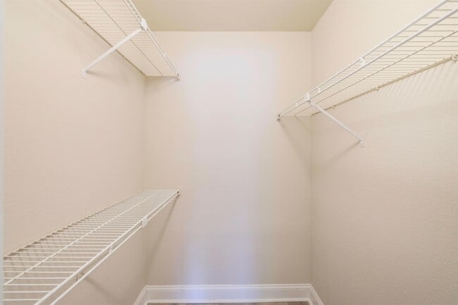 Building Photo - 927 Siesta Key Blvd