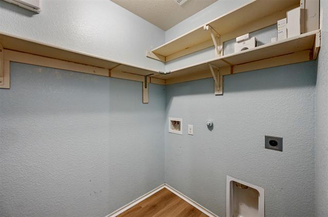 Building Photo - 7613 Captain Ln