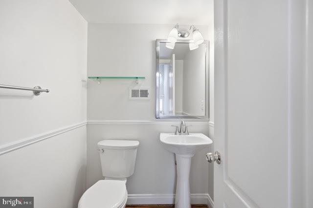 Building Photo - 5113 Knapp Pl