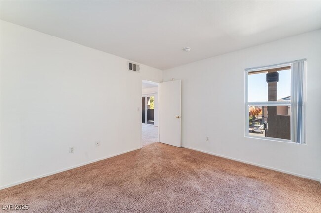 Building Photo - 6650 W Warm Springs Rd