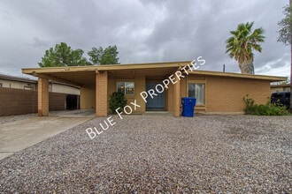 Building Photo - 2618 S Camino Seco