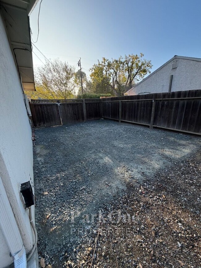 Building Photo - Update Rancher with Huge outdoor space