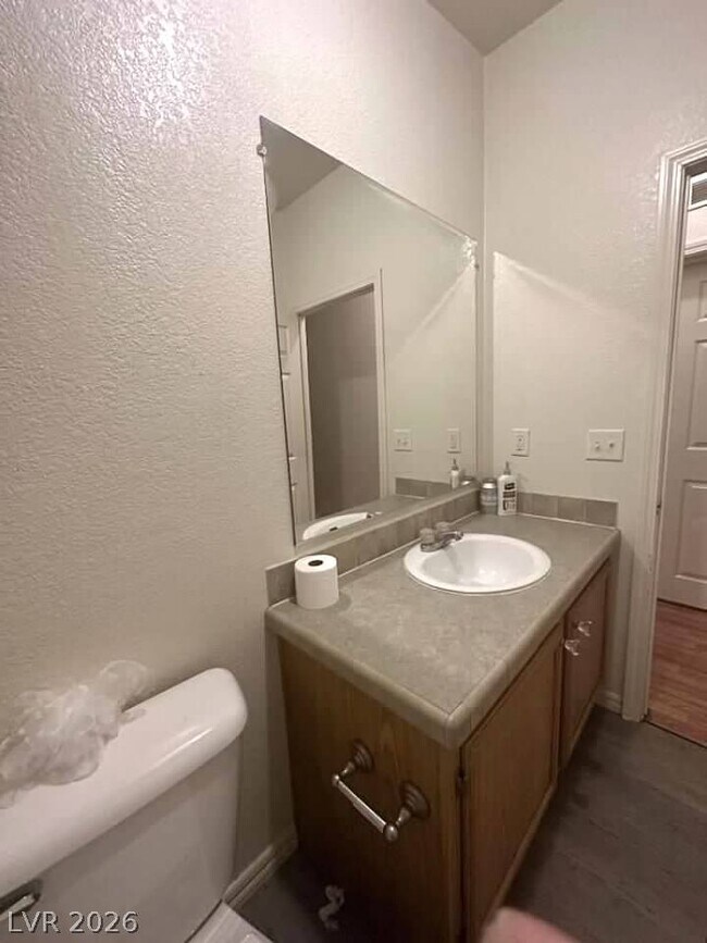 Building Photo - 3560 Estes Park Dr